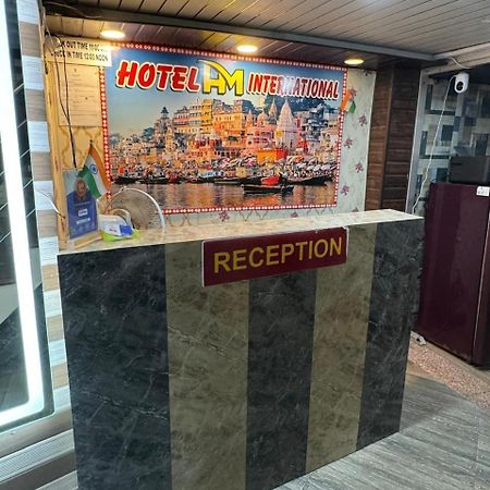 V Paradise Hotel Varanasi Luaran gambar